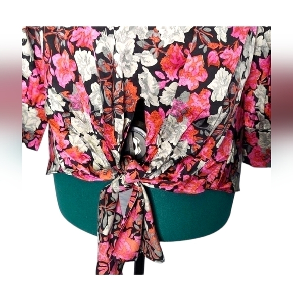 *nwt Cinq a Sept jenny Multi Floral Print Silk tie front blouse Sz Small - Picture 5 of 8